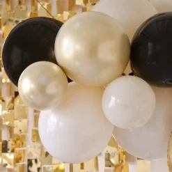 Party Delights Champagne Noir 30Th Balloon Bunting Kit< Bunting