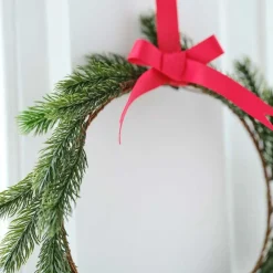 Christmas Foliage Wreath Hanging Decorations (5Pk)<Party Delights
