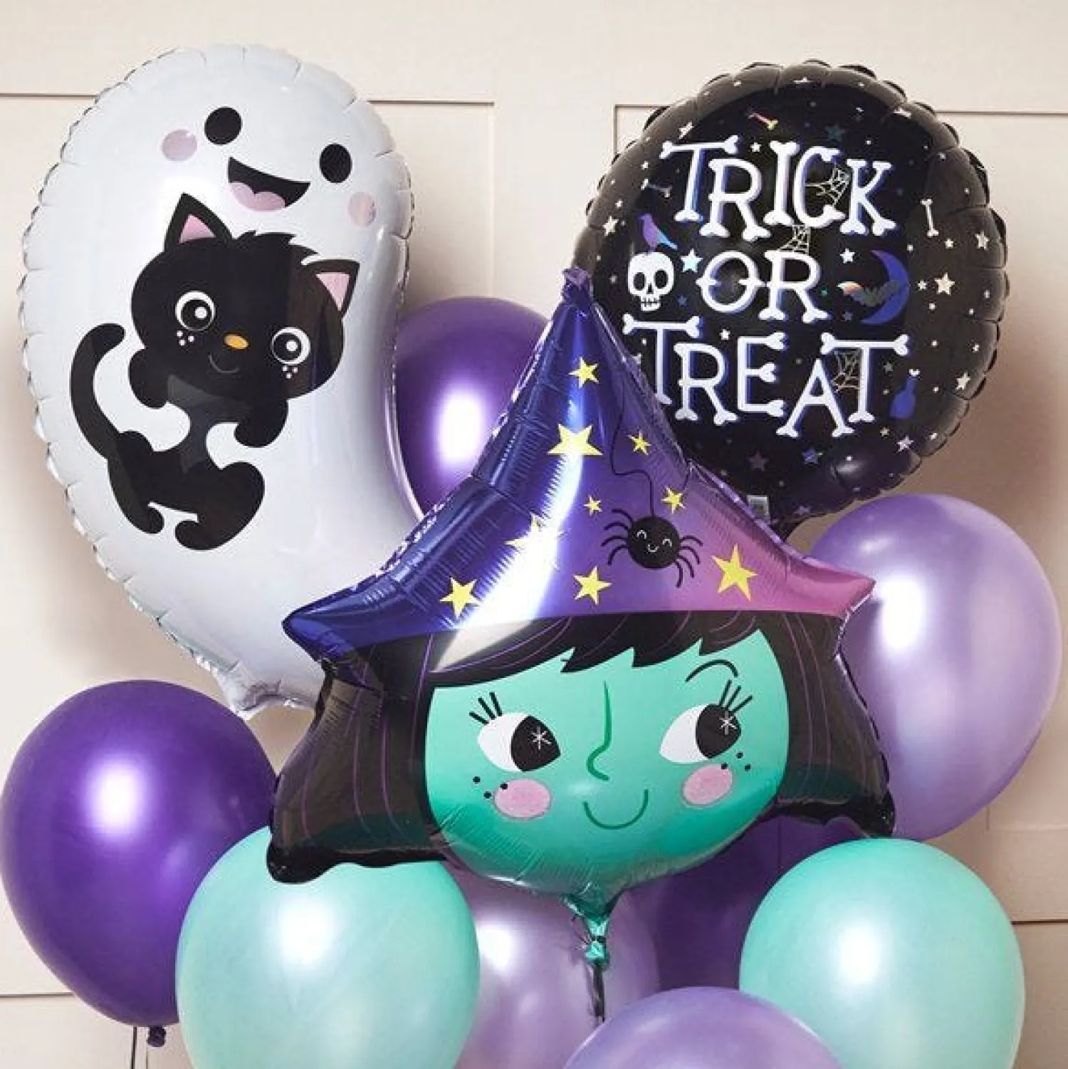 Iridescent 'Trick Or Treat' Balloon - 18" Foil<Party Delights Sale